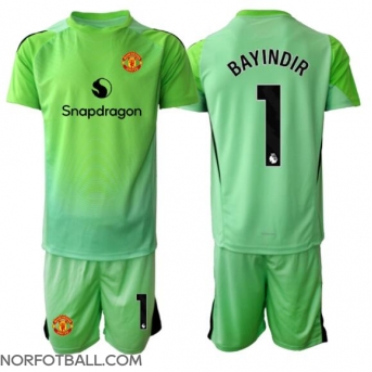 Billige Fotballdrakt Manchester United Altay Bayindir #1 Keeper Replika Tredjedraktsett Barn 2025-26 Kortermet (med bukser)